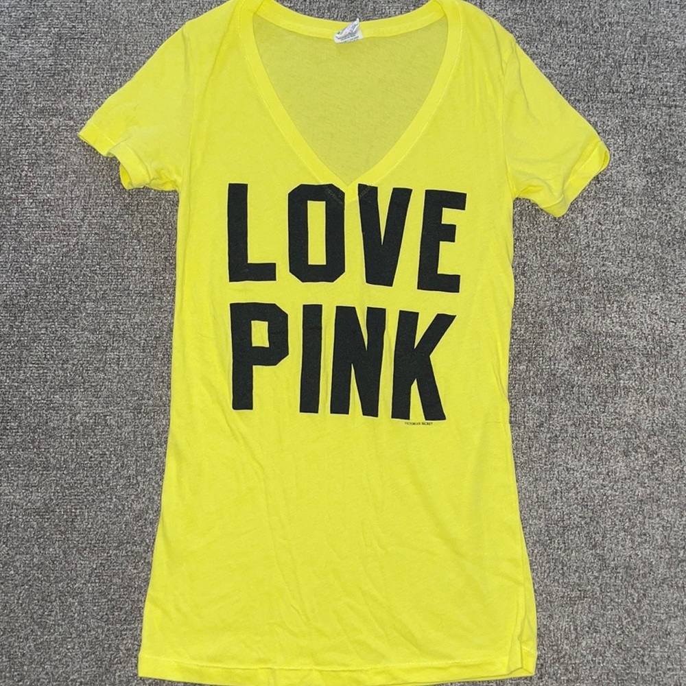 Women’s/junior’s V neck t shirt